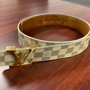 !!Louis Vuitton Belt - 90/36!!!